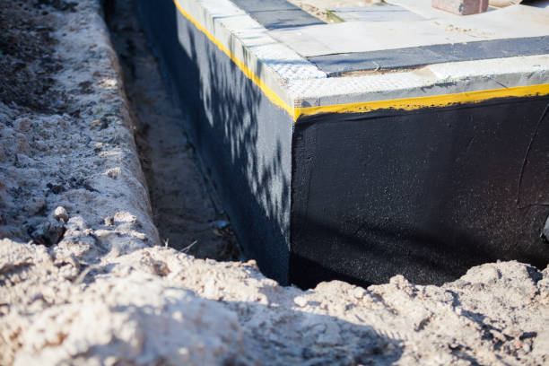 Professional Vapor Barrier Installation technician working in Greentown, IN